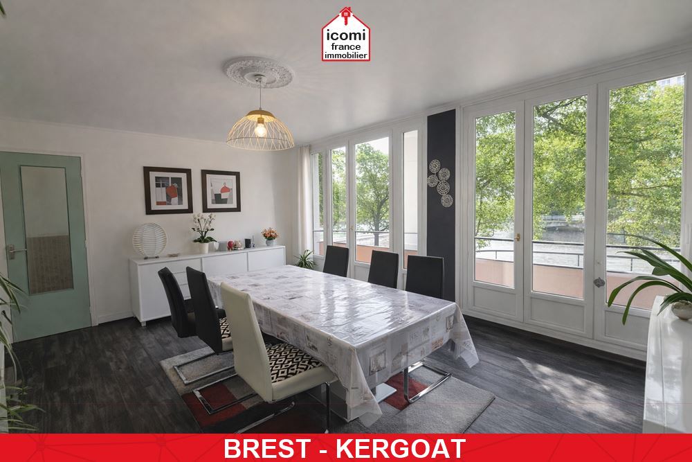 A VENDRE - APPARTEMENT T5 AVEC BELLE PIECE DE VIE ET 3 CHAMBRES (POSSIBLE 4 CHAMBRES) - IDEAL FAMILLE OU COLOCATION - TRES BON ETAT
