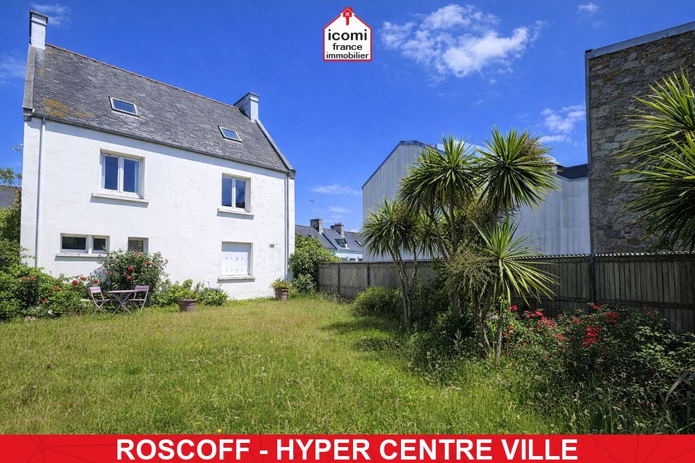 A VENDRE - MAISON T7 DE +150M² : 1 STUDIO ET 1 DUPLEX T5 - TERRAIN 350M² ENVIRON - GARAGE ET STATIONNEMENT PRIVATIF 2/4 VOITURES POSSIBLE - RARE