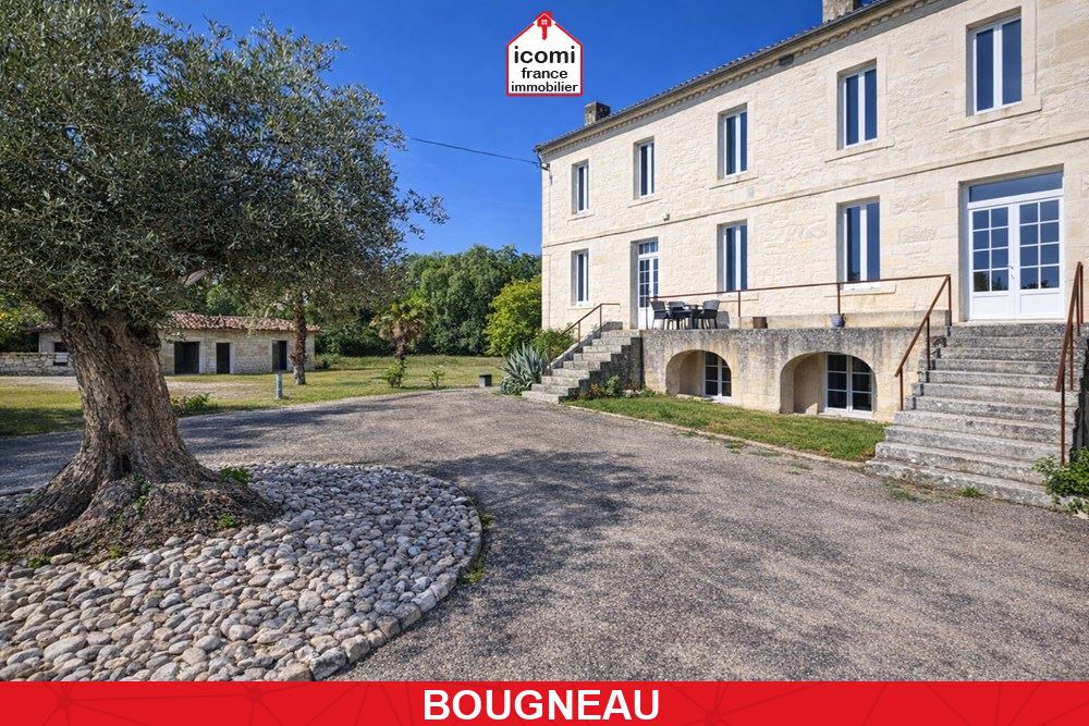 A VENDRE - PROPRIETE DE +800² SUR 1.5HA - AMENAGEMENT ACTUEL 1 DUPLEX ET 2 APT INVITES - CARRIERE - DEPENDANCE - AUTHENTICITE - CHARME - RARE