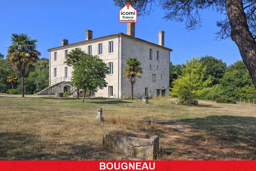 A VENDRE - PROPRIETE DE +800² SUR 1.5HA - AMENAGEMENT ACTUEL 1 DUPLEX ET 2 APT INVITES - CARRIERE - DEPENDANCE - AUTHENTICITE - CHARME - RARE
