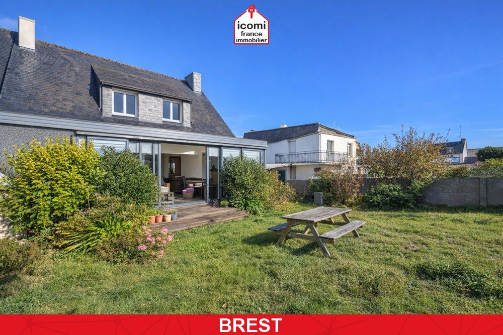 A VENDRE - MAISON T6 116M² - 4 CHAMBRES - BEAU POTENTIEL - SOUS-SOL COMPLET SUR TERRAIN CLOS DE 400M²