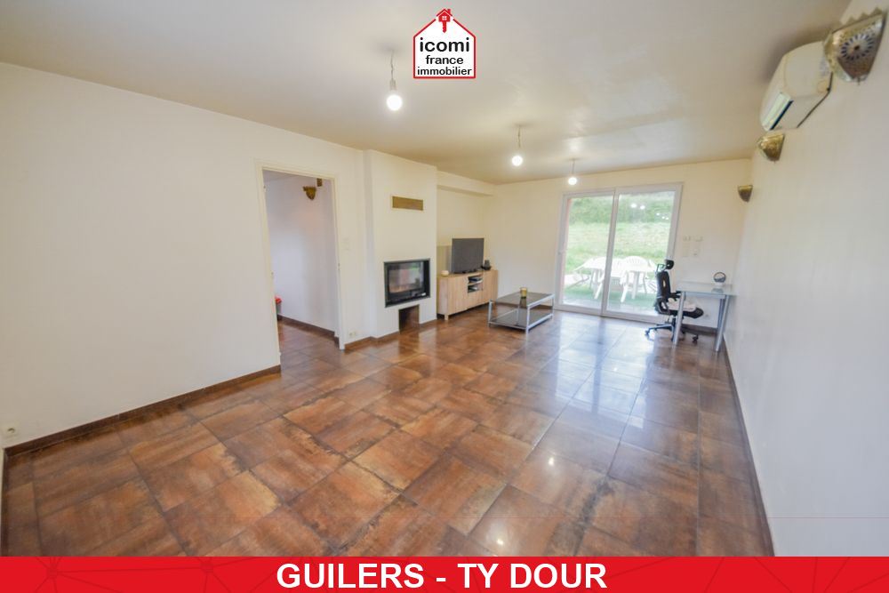 A VENDRE - MAISON INDIVIDUELLE T8 135M² - 6 CHAMBRES - DOUBLE GARAGE - SUR TERRAIN DE 2425M²