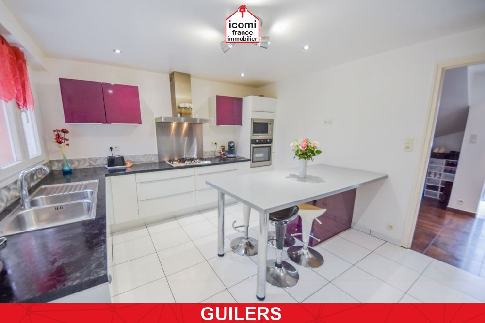 A VENDRE - MAISON INDIVIDUELLE T8 135M² - 6 CHAMBRES - DOUBLE GARAGE - SUR TERRAIN DE 2425M²