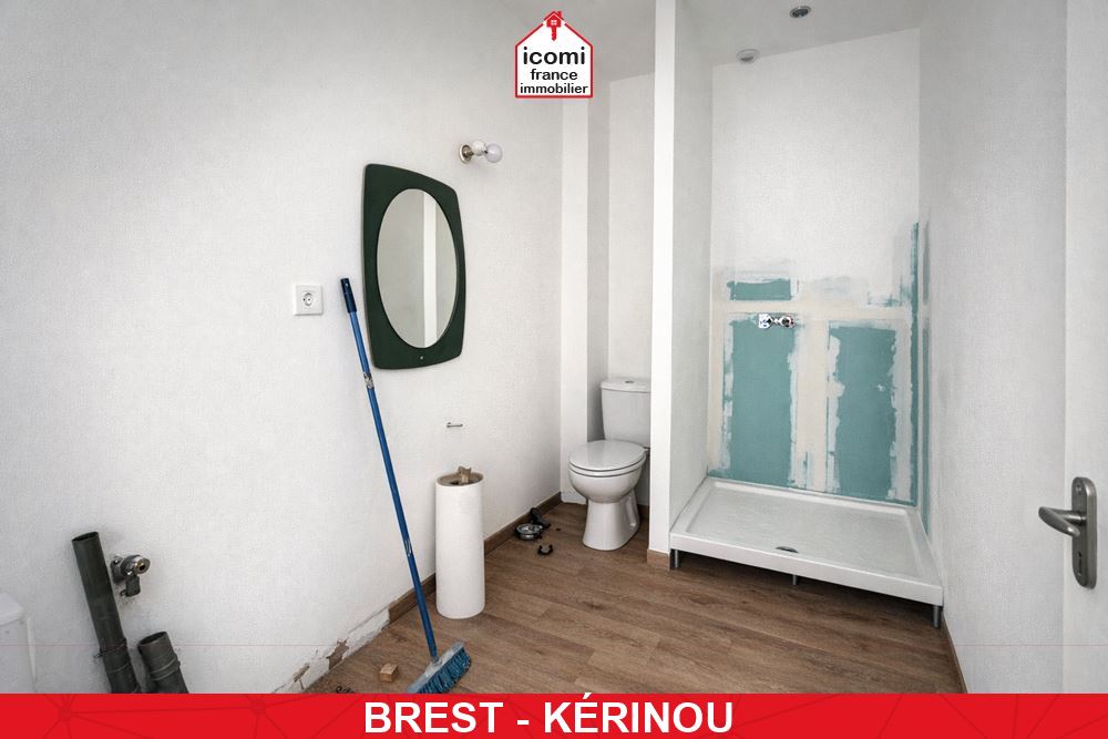 A VENDRE - APPARTEMENT T2 - 1 CHAMBRE - DERNIER ETAGE - DPE D - SYNDIC BENEVOLE - CAVE - PROCHE COMMERCES