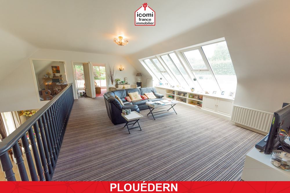 A VENDRE - MAISON T8/9 290M² - 5 CHAMBRES - SOUS-SOL INTEGRAL - NOMBREUSES POSSIBILITES SUR TERRAIN DE 3500M²
