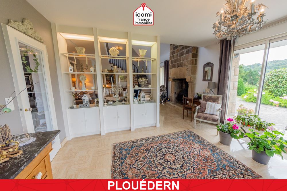 A VENDRE - MAISON T8/9 290M² - 5 CHAMBRES - SOUS-SOL INTEGRAL - NOMBREUSES POSSIBILITES SUR TERRAIN DE 3500M²