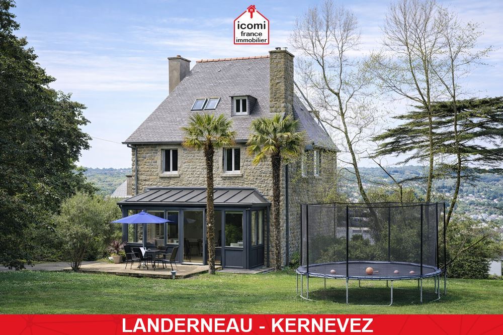 A VENDRE - PROPRIETE DE 200M² - ESPACE VIE 100M² - 5 CHAMBRES - TERRAIN 3000M² - COUP DE COEUR ASSURE - AUCUN TRAVAUX - RARE ET EXCEPTIONNEL