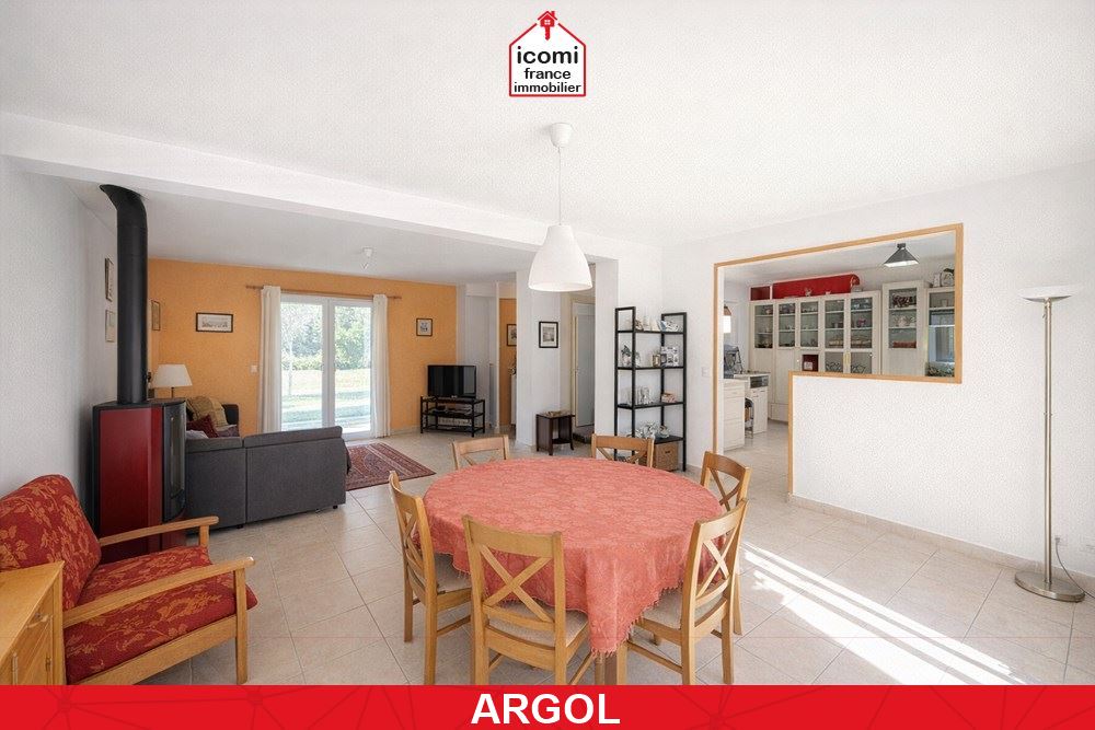 A VENDRE - MAISON 2004 DE 104 M² - 5 CHAMBRES - GRANDE PIECE DE VIE - VIE DE PLAIN PIED - PROCHE CENTRE - GARAGE