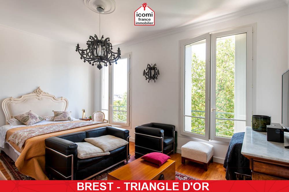 A VENDRE - APPARTEMENT DUPLEX DE 110 M²- 3 CHAMBRES - CAVE - ASCENSEUR - DALLE BETON - CHAUFFAGE INDIVIDUEL