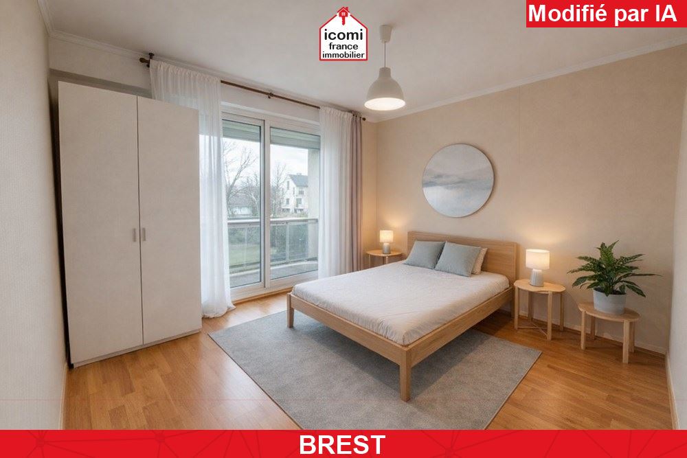A VENDRE - APPARTEMENT T6 - 4 CHAMBRES POSSIBLE 5 - DALLE BETON - 2 BALCONS - BEAU POTENTIEL