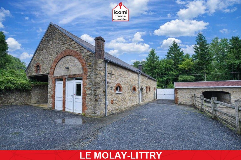A VENDRE - PROPRIETE DE +350 M² SUR +2HA - BIEF - ECURIES ET DEPENDANCES IDEAL VOITURES DE COLLECTION - COUP DE COEUR - EXCEPTIONNEL ET RARE