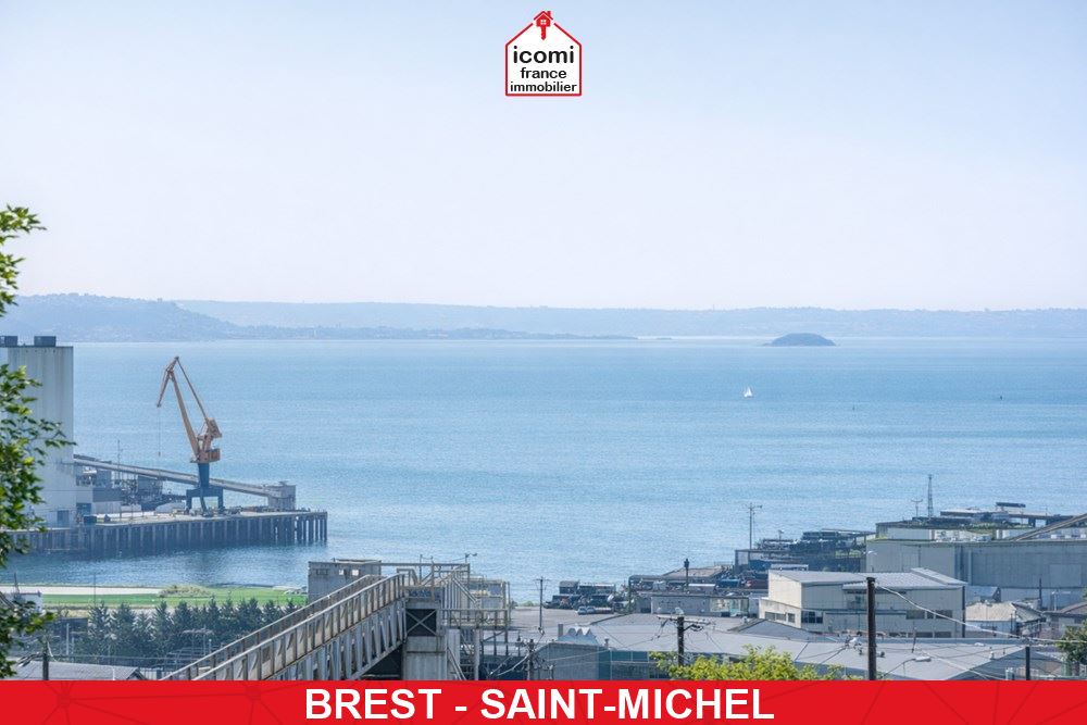 A VENDRE - APPARTEMENT DUPLEX T5 - 2 CHAMBRES - IMMEUBLE RECENT - BOX FERME - BALCON - DALLE BETON - DERNIER ETAGE