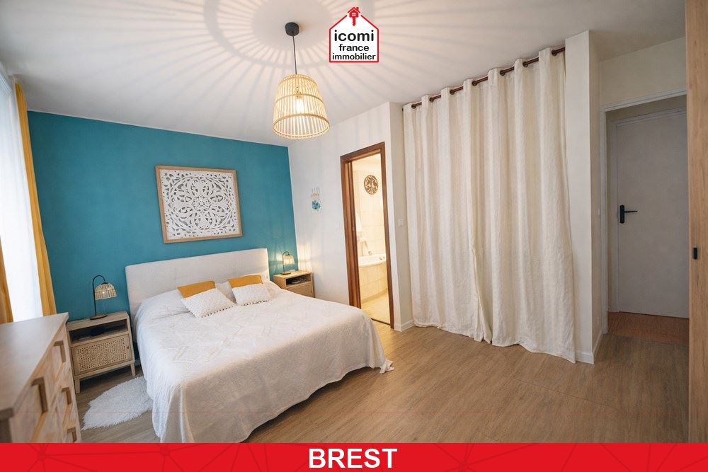 A VENDRE - APPARTEMENT - DUPLEX - T5 - 4 CHAMBRES - BEAUX VOLUMES - SUITE PARENTALE - DPE C - IDEALEMENT SITUE.