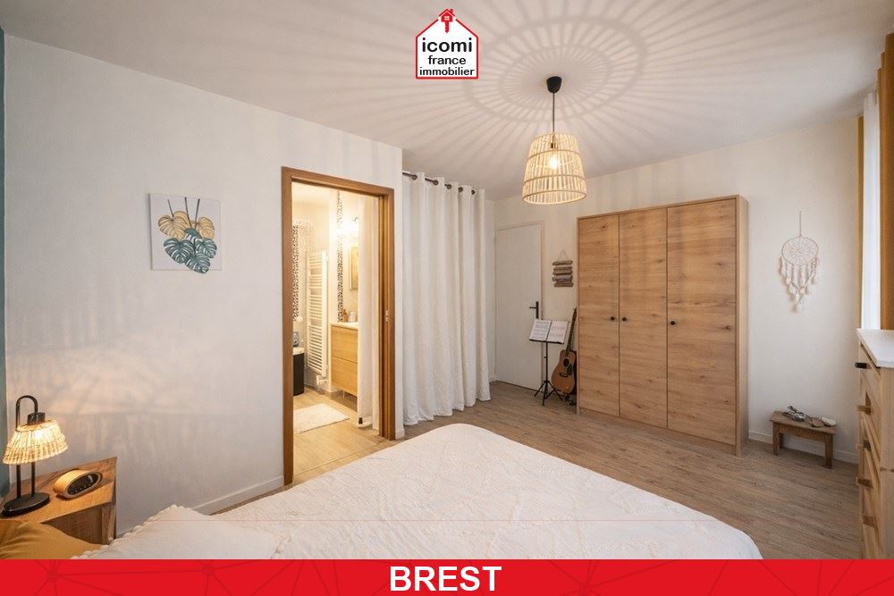 A VENDRE - APPARTEMENT - DUPLEX - T5 - 4 CHAMBRES - BEAUX VOLUMES - SUITE PARENTALE DPE C - IDEALEMENT SITUE