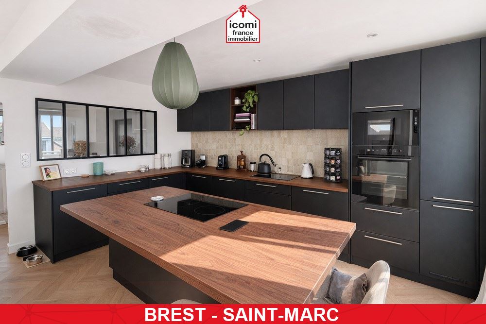 A VENDRE - APPARTEMENT - T4 - 2 CHAMBRES - AUCUNS TRAVAUX - BELLE PIECE DE VIE - RENOVATION 2024 - DPE D - BALCON.