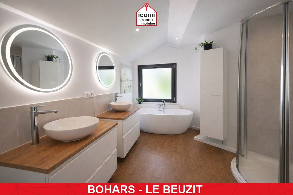 A VENDRE - MAISON 200M2 - 4/5 CHAMBRES - GARAGE DOUBLE - 1000M2 DE TERRAIN - RARE - COUP DE COEUR