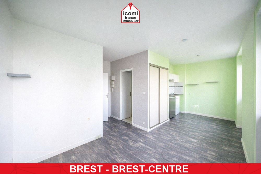 A VENDRE - DEUX STUDIOS - CENTRE VILLE PROCHE HARTELOIRE - 1 STUDIO DE 23M² - 1 STUDIO DE 28M² - IDEAL INVESTISSEURS - CAVE - FAIBLE CHARGES - FORT POTENTIEL