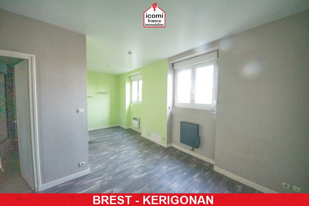 A VENDRE - DEUX STUDIOS - CENTRE VILLE PROCHE HARTELOIRE - 1 STUDIO DE 23M² - 1 STUDIO DE 28M² - IDEAL INVESTISSEURS - CAVE - FAIBLE CHARGES - FORT POTENTIEL
