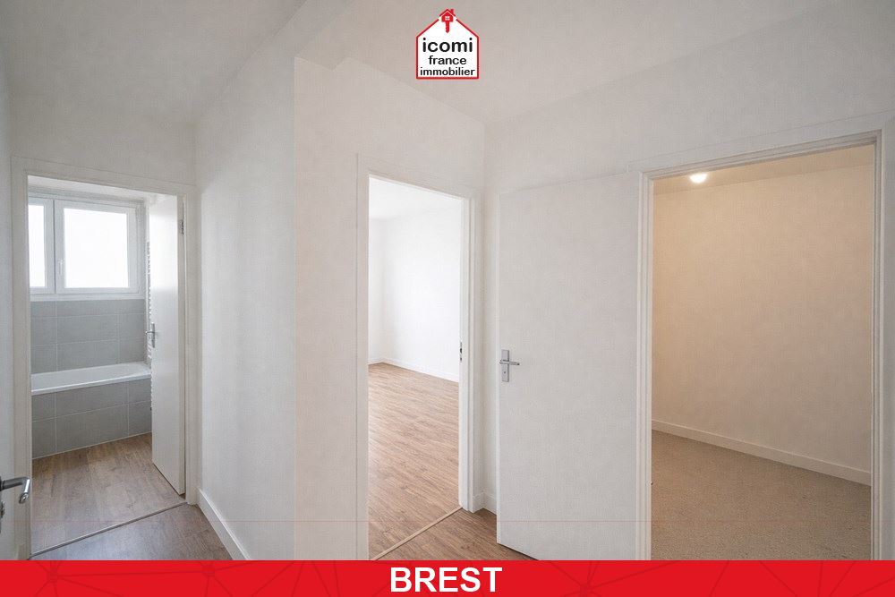 VENDRE - APPARTEMENT 79 M² - RENOVATION COMPLETE (2026) - DEUX CHAMBRES - GRANDE PIECE DE VIE - PLACE DE PARKING - FENETRES NEUVES - CAVE