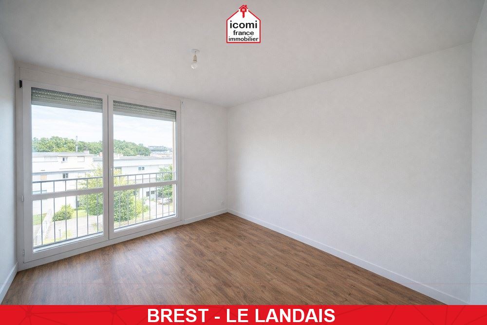 VENDRE - APPARTEMENT 79 M² - RENOVATION COMPLETE (2026) - DEUX CHAMBRES - GRANDE PIECE DE VIE - PLACE DE PARKING - FENETRES NEUVES - CAVE