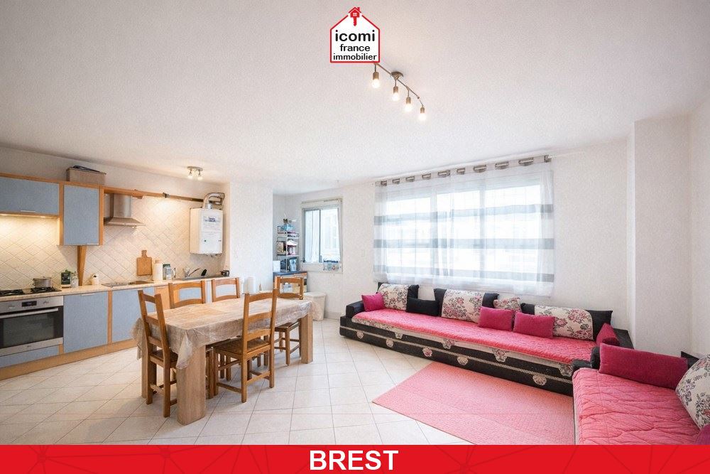 SPECIAL INVESTISSEUR - APPARTEMENT - 2 CHAMBRES - DALLE BETON - LOCATAIRE EN PLACE - SECTEUR CALME - PARKING PRIVE - CAVE