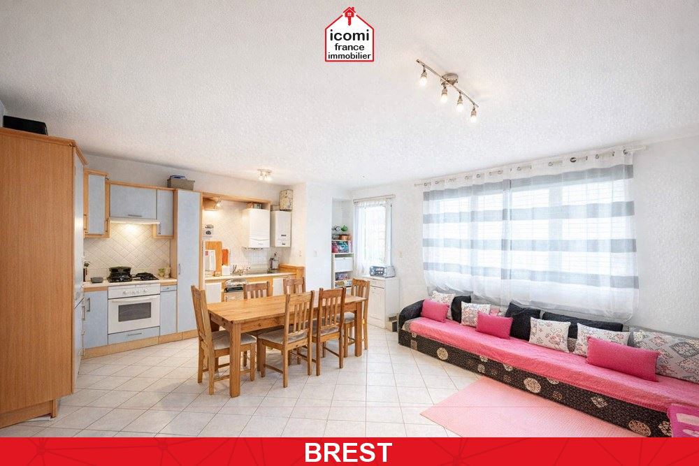 SPECIAL INVESTISSEUR - APPARTEMENT - 2 CHAMBRES - DALLE BETON - LOCATAIRE EN PLACE - SECTEUR CALME - PARKING PRIVE - CAVE
