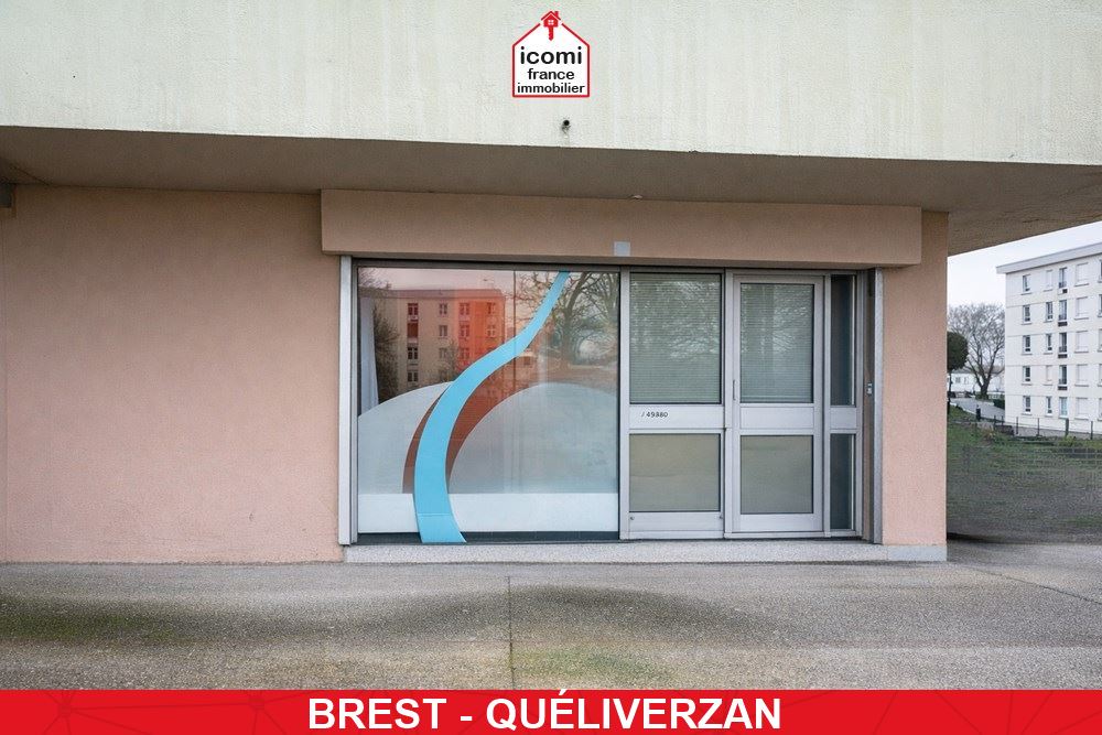 A VENDRE - LOCAL - PROFESSION LIBERALE - EMPLACEMENT STRATEGIQUE - BEAUX VOLUMES - STATIONNEMENT FACILE