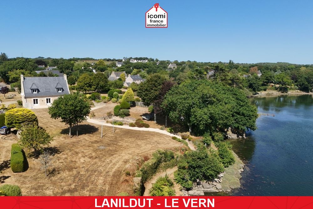 A VENDRE - PROPRIETE DE 170 M² AVEC ACCES DIRECT AUX ABERS - TERRAIN DE 5000 M² CLOS - GARAGE - VUE MAGIQUE ET EXCEPTIONNELLE SUR LES ABERS