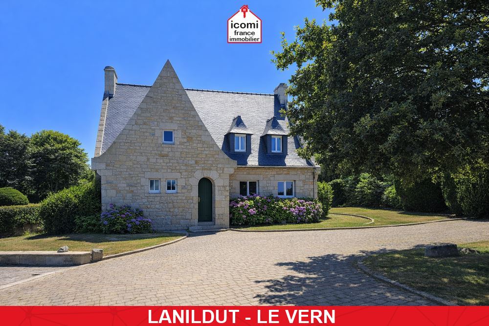 A VENDRE - PROPRIETE DE 170 M² AVEC ACCES DIRECT AUX ABERS - TERRAIN DE 5000 M² CLOS - GARAGE - VUE MAGIQUE ET EXCEPTIONNELLE SUR LES ABERS