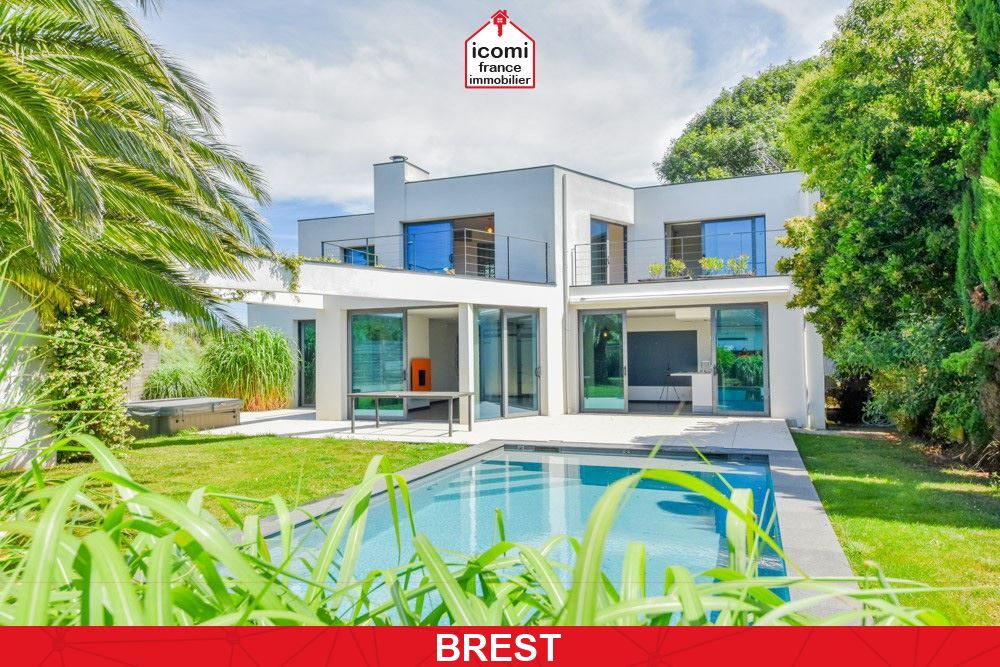 A VENDRE - MAISON RECENTE DE 2007 T6 153M² - 3 CHAMBRES - SOUS-SOL INTEGRAL - PISCINE - JACUZZI - BELLES PRESTATIONS