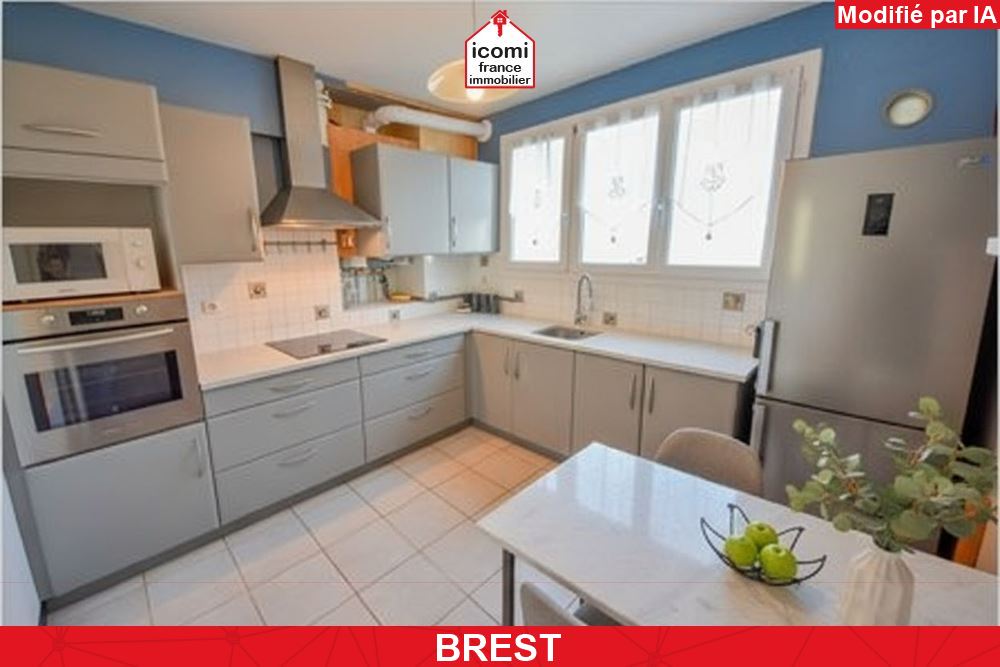 A VENDRE - APPARTEMENT T5 90M² - 3 CHAMBRES - DALLE BETON - ASCENSEUR - PLACE DE PARKING PRIVEE - BALCON