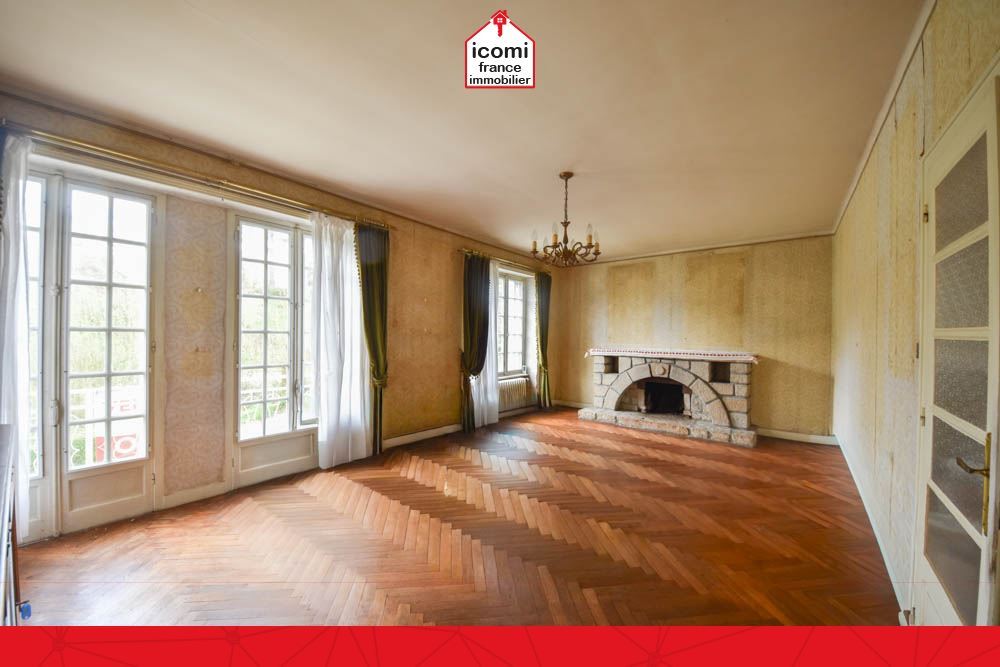 A VENDRE - MAISON DE 170M² - JARDIN CLOS DE 871M² ET UNE PARTIE BOISEE DE 1 HECTARE - 4 CHAMBRES - GARAGE - GRENIER AMENAGEABLE - DEPENDANCE A RENOVER DE 100M²