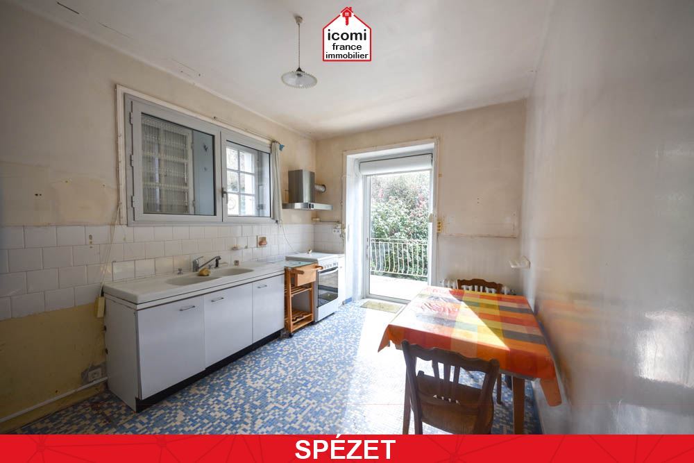 A VENDRE - MAISON DE 170M² - 4 CHAMBRES - GARAGE - GRENIER AMENAGEABLE - DEPENDANCE A RENOVER DE 100M² - DIVISION PARCELLAIRE POSSIBLE