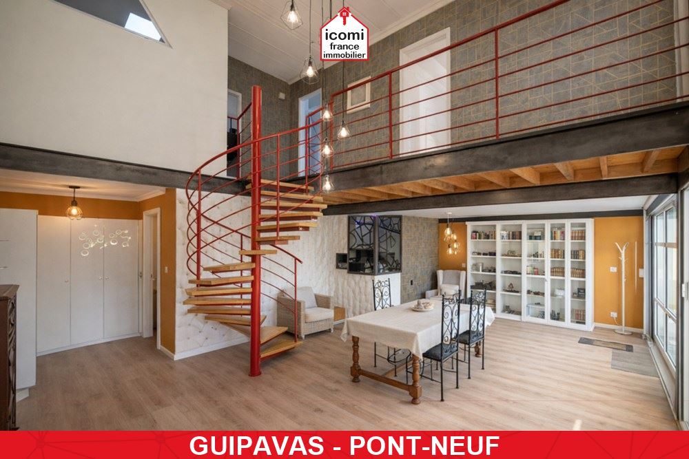 A VENDRE - MAISON - T4 - 3 CHAMBRES - AUCUNS TRAVAUX - DPE C - MODERNE - PIECE DE VIE DE 65M² - IDEALEMENT SITUE - 2 PLACES DE PARKING 