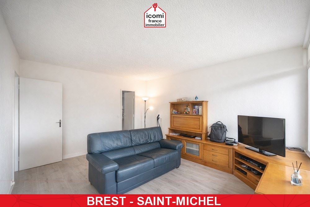 A VENDRE - APPARTEMENT - T3 - 2EM ETAGE - 2 CHAMBRES - IDEALEMENT SITUE - DPE D - BALCON - ASCENSEUR
