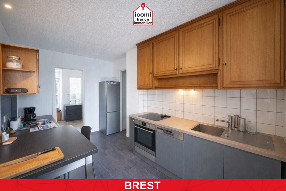 A VENDRE - APPARTEMENT - T3 - 2EM ETAGE - 2 CHAMBRES - IDEALEMENT SITUE - DPE D - BALCON - ASCENSEUR