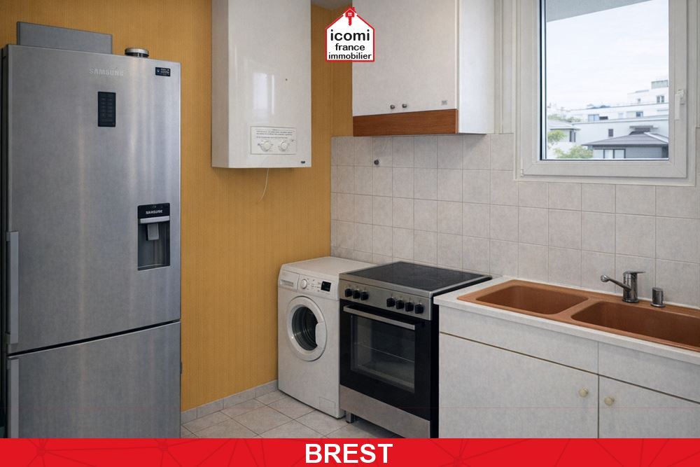 A VENDRE - APPARTEMENT - T3 - VUE DEGAGEE - BALCONNET - IDEALEMENT SITUE - 3EME ET DERNIER ETAGE