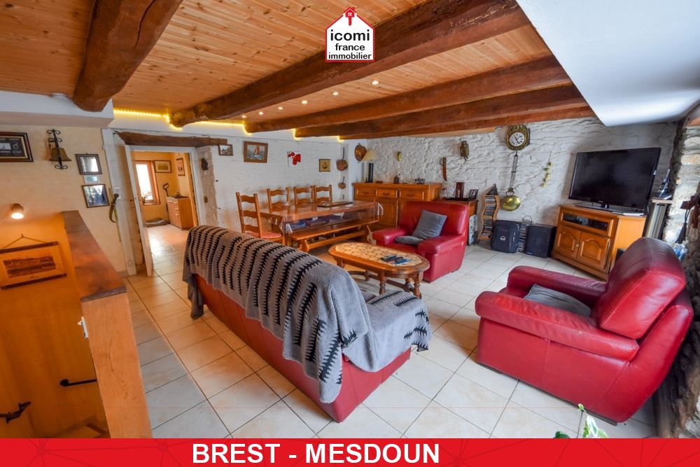 A VENDRE - MAISON DE VILLE T6 125M² DE 1880 - 3 CHAMBRES POSSIBLE 4 - VERANDA - SUR TERRAIN CLOS DE 300M²