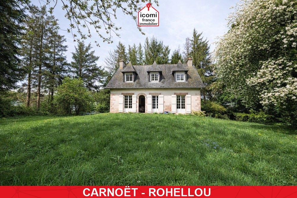A VENDRE - MAISON 132 M2 - CONSTRUCTION 1981 - 5 CHAMBRES - SOUS-SOL - A RAFRAICHIR - 2 PETITES DEPENDANCES ET UN HANGAR - 3700 M2 DE TERRAIN - A 5MIN EN VOITURE DE LA VALLEE DES SAINTS