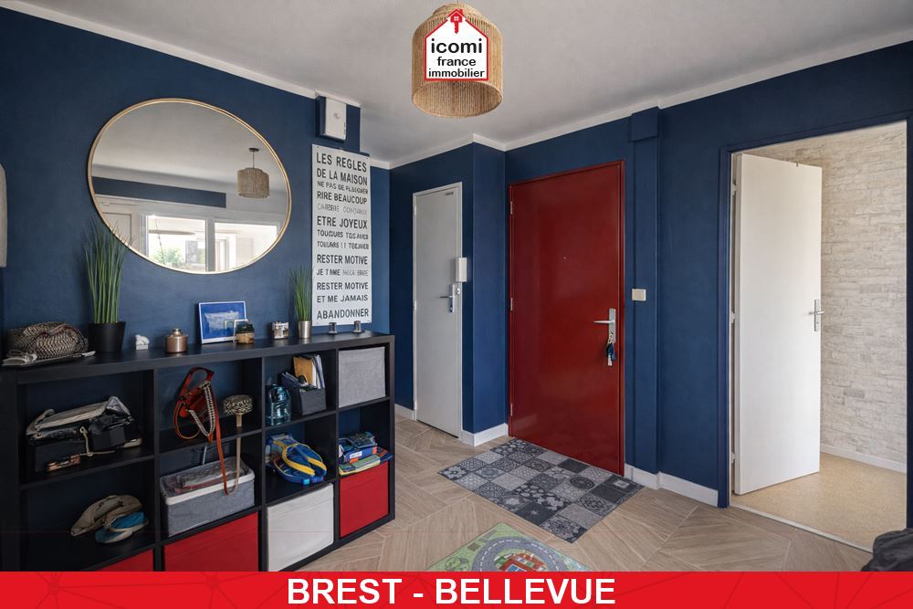 A VENDRE - APPARTEMENT 74M² - 3 CHAMBRES - BALCON - CAVE - DALLE BETON - ASCENSEUR - COMMERCES A PROXIMITE