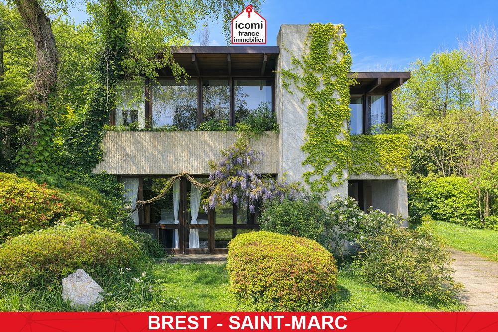 A VENDRE - PROPRIETE D'ARCHITECTE DE 150M² SUR +700M² DE TERRAIN - 5 CHAMBRES - STRUCTURE BETON BANCHE CUBIQUE - EXTREMEMENT RARE