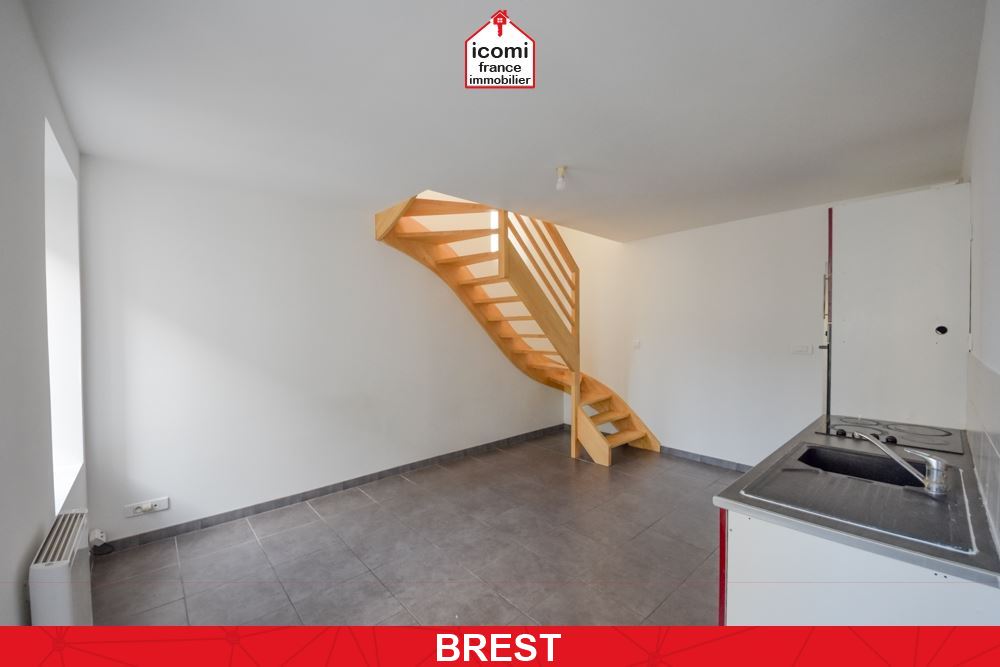 A VENDRE - APPARTEMENT DUPLEX T3 55M² - DALLE BETON - 2 CHAMBRES - DERNIER ETAGE - PETITE COPROPRIETE - PAS DE TRAVAUX - CAVE BETONNEE