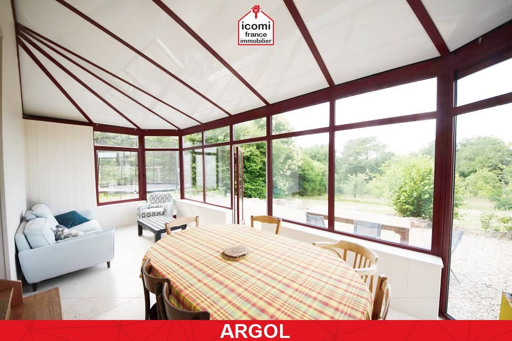A VENDRE - MAISON 123M2 CARREZ - 144M2 UTILE - 4 CHAMBRES - RENOVEE A NEUF - GRAND HANGAR - 7 HA - 