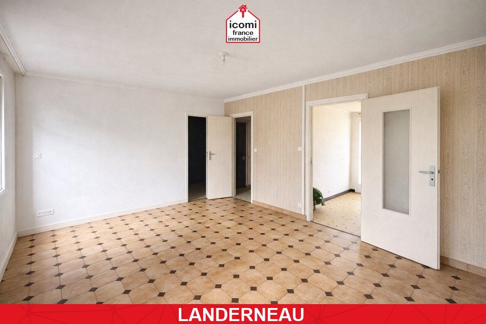 A VENDRE - MAISON - T4 - 3 CHAMBRES -BEAU POTENTIEL - DPE E - GARAGE SUR TERRAIN CLOS DE 336M²