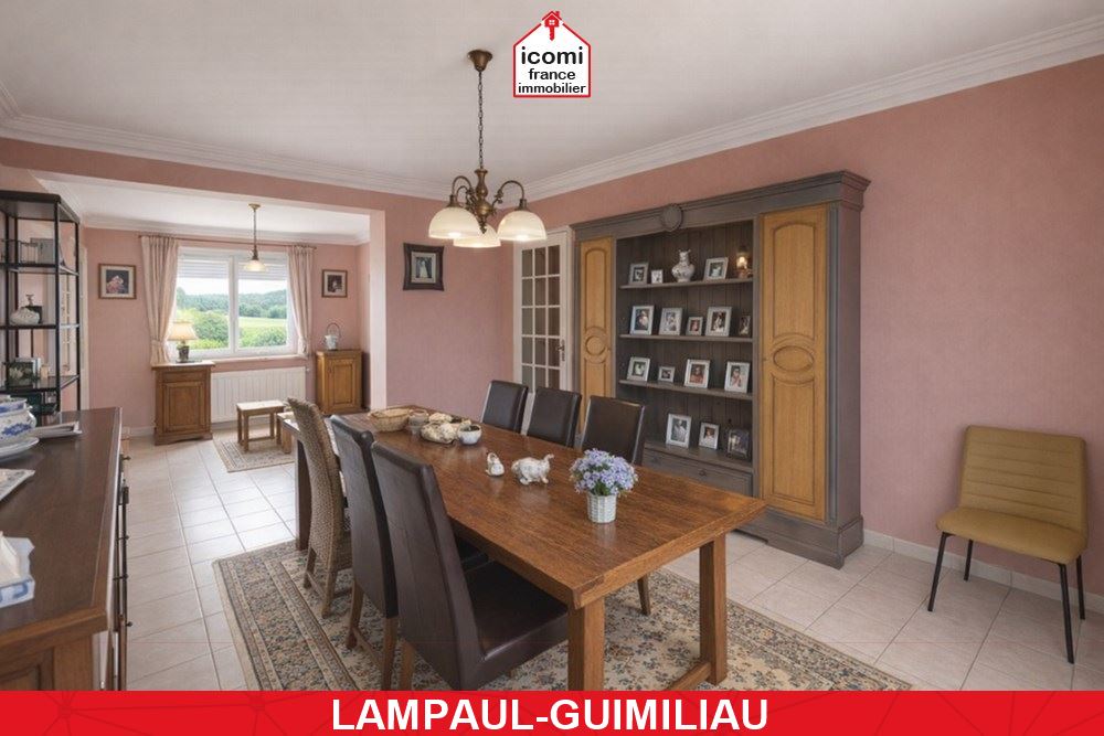 A VENDRE — MAISON — T4 — 3 CHAMBRES POSSIBLE — DPE D — SOUS-SOL COMPLET — TERRAIN ARBORE — PROCHE COMMODITES