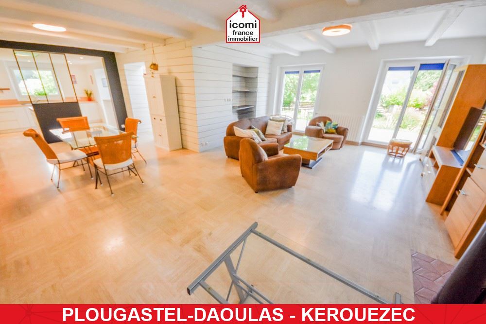 A VENDRE - MAISON INDIVIDUELLE T7 229M² DE 1971 - BELLES PRESTATIONS - 5 CHAMBRES - SOUS-SOL COMPLET - AUCUNS TRAVAUX - TERRAIN DE 1235M²