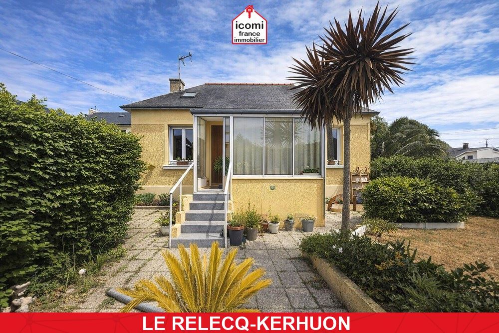 A VENDRE - MAISON - T3 - 2 CHAMBRES - 3 POSSIBLES - BEAU POTENTIEL - IDEALEMENT SITUE - TRAVAUX A PREVOIR - GARAGE. 