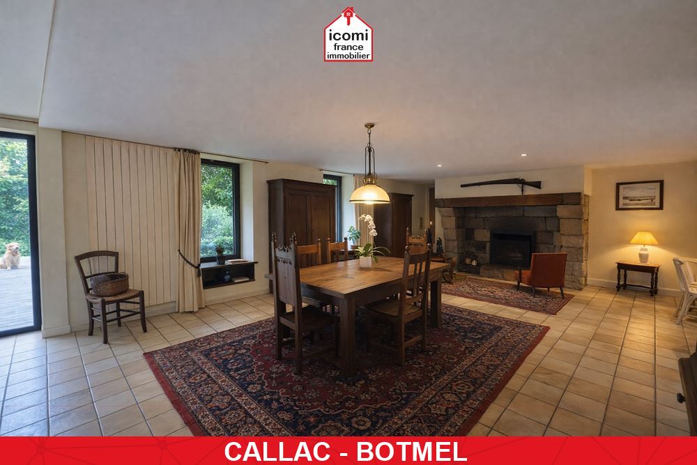 Maison 250 m² · à Callac · 250 m² · 233 000 €