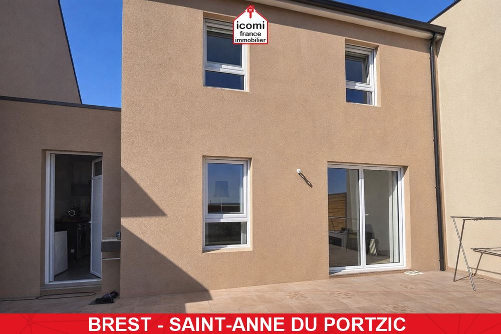 A VENDRE - MAISON - DE 2025 - SECTEUR CALME - VUE DEGAGEE - 3 CHAMBRES POSSIBLE 4 - STATIONNEMENT SUR LA PROPRIETE - GARAGE A VELOS - TERRAIN CLOS - TERRASSE DE 46 M²