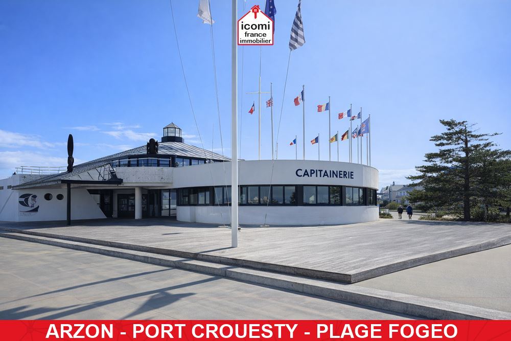 A VENDRE - APPARTEMENT T3 AVEC TERRASSE ET VUE PORT DU CROUESTY - PLAGE A 3 MN A PIED - ASCENSEUR - PARKING RESIDENCE - GARAGE EN OPTION